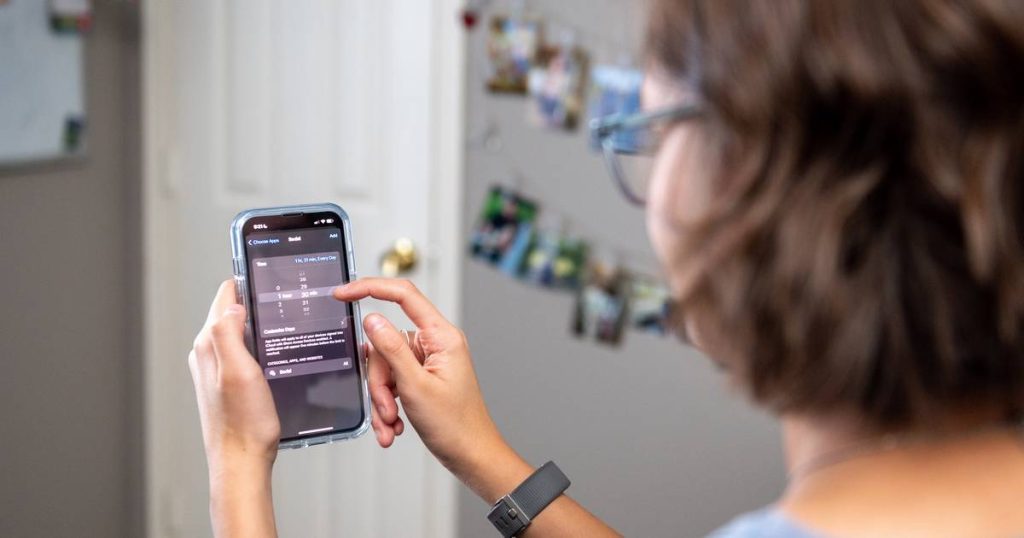 Teens Sound Off on Being “Social-Network Smart”