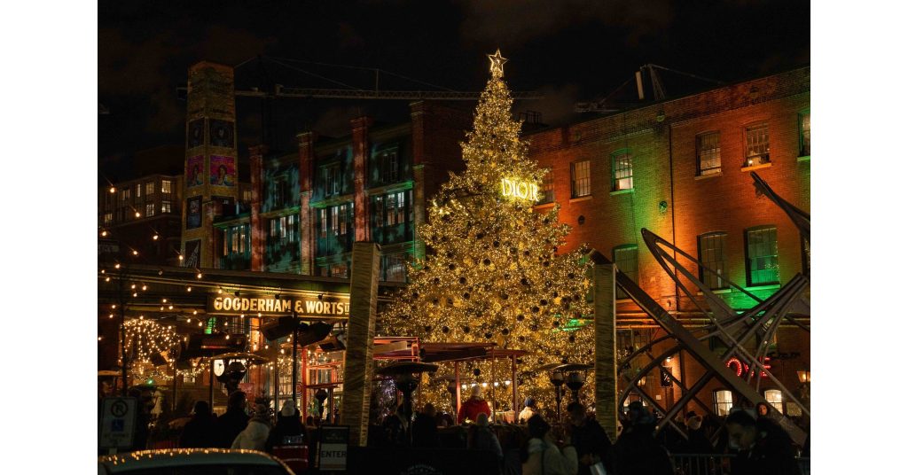 51′ TALL CHRISTMAS TREE DESIGNED BY PARFUMS CHRISTIAN DIOR LIGHTS UP AND OFFICIALLY OPENS THE 2022 DISTILLERY WINTER VILLAGE