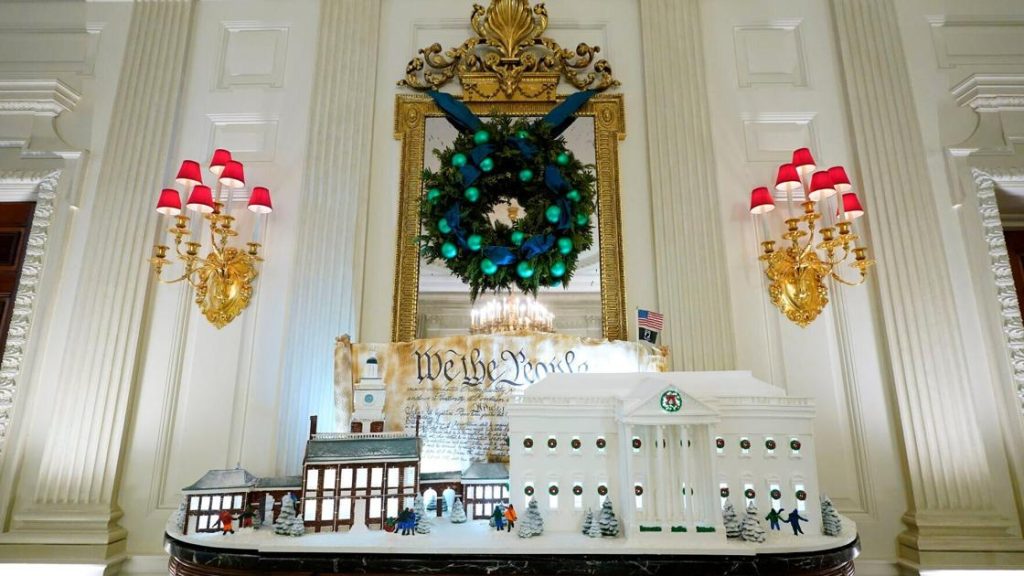 Jill Biden unveils this year’s White House holiday decorations Jill Biden unveils this year’s White House holiday decorations