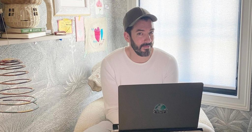 Pictures of Stars’ Kids’ Rooms