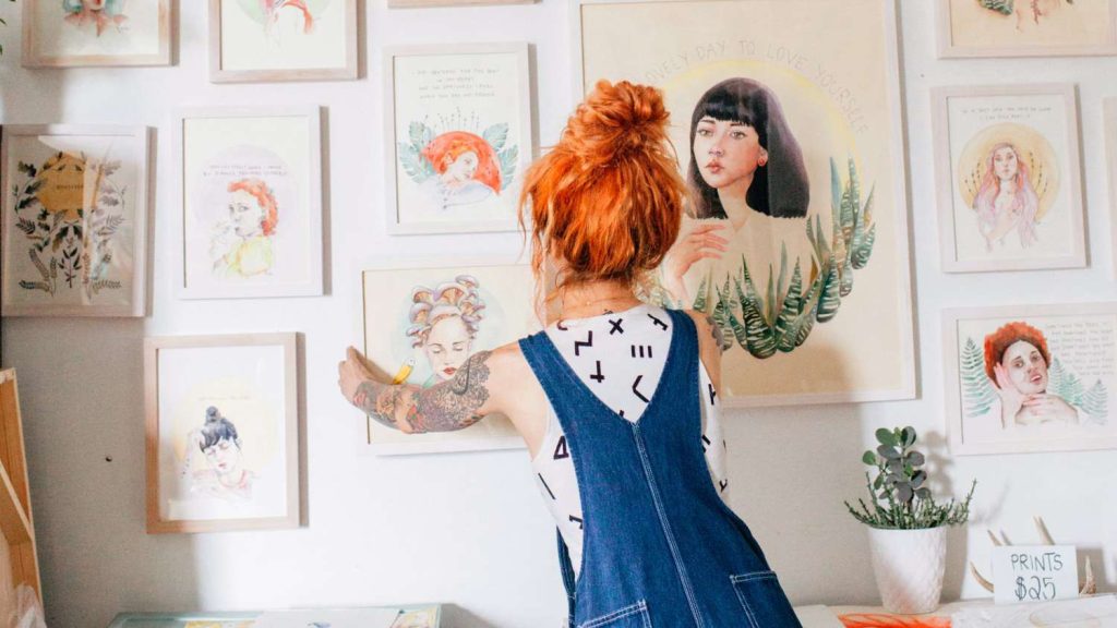 How to Paint Your Own Gallery Wall Art as a Beginner