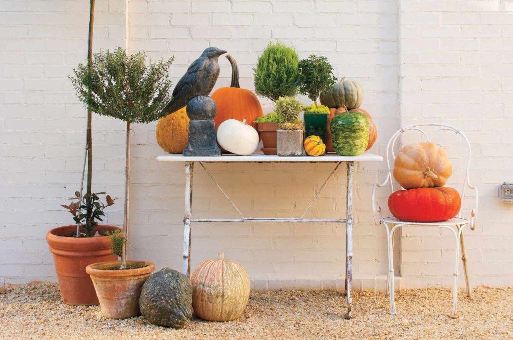 44 Outdoor Decoration Ideas For Fall